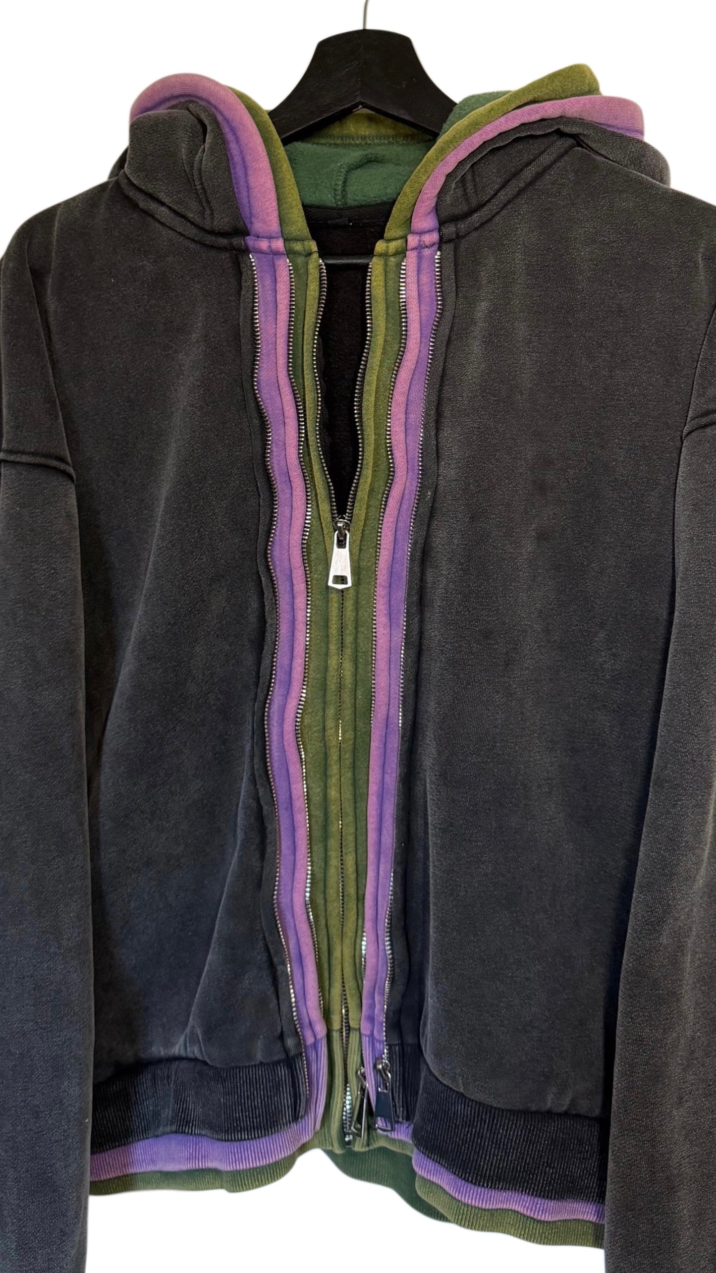 GVGALLERY Triple Zip